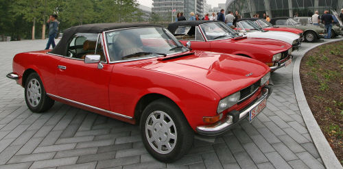 504cabrio 200807 in Mit stilvollen Klassikern nach St. Petersburg
